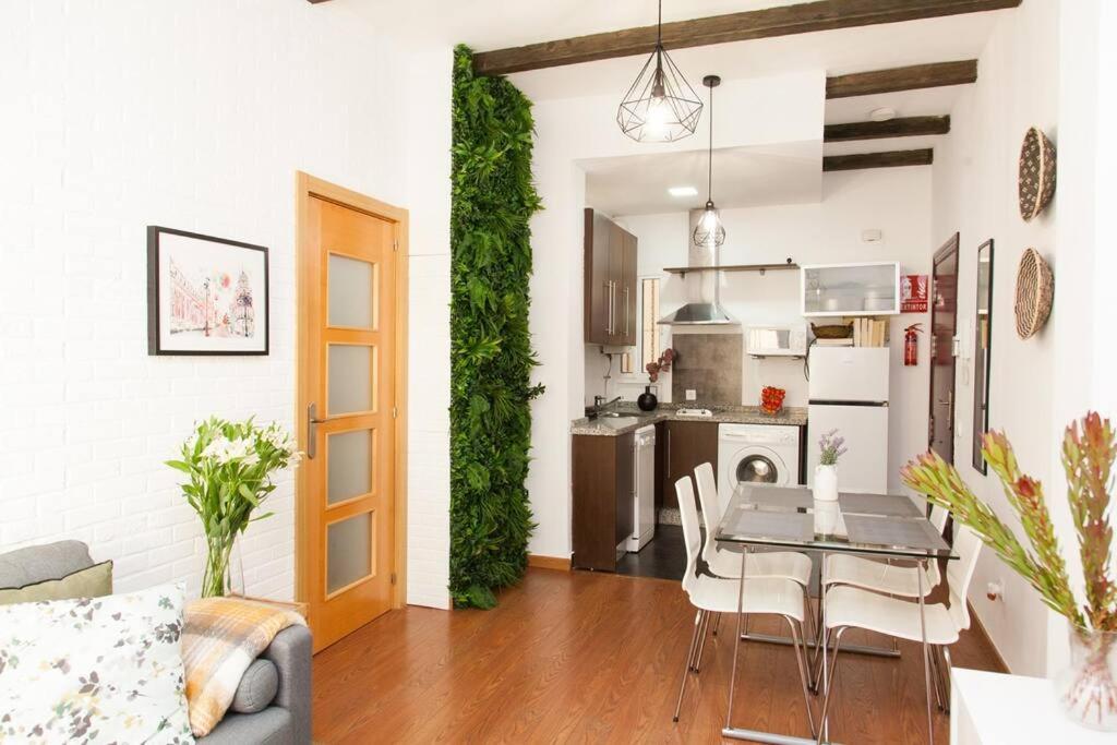 Zona 1 Santa Cruz Parking Privado Διαμέρισμα Σεβίλλη Εξωτερικό φωτογραφία